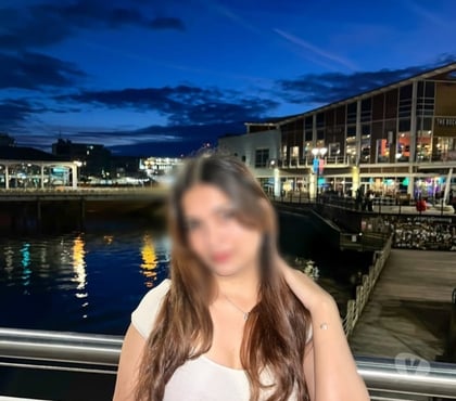  Escorts Reading Town Centre Reading - Photos for Refined & Discreet Lady- Reading