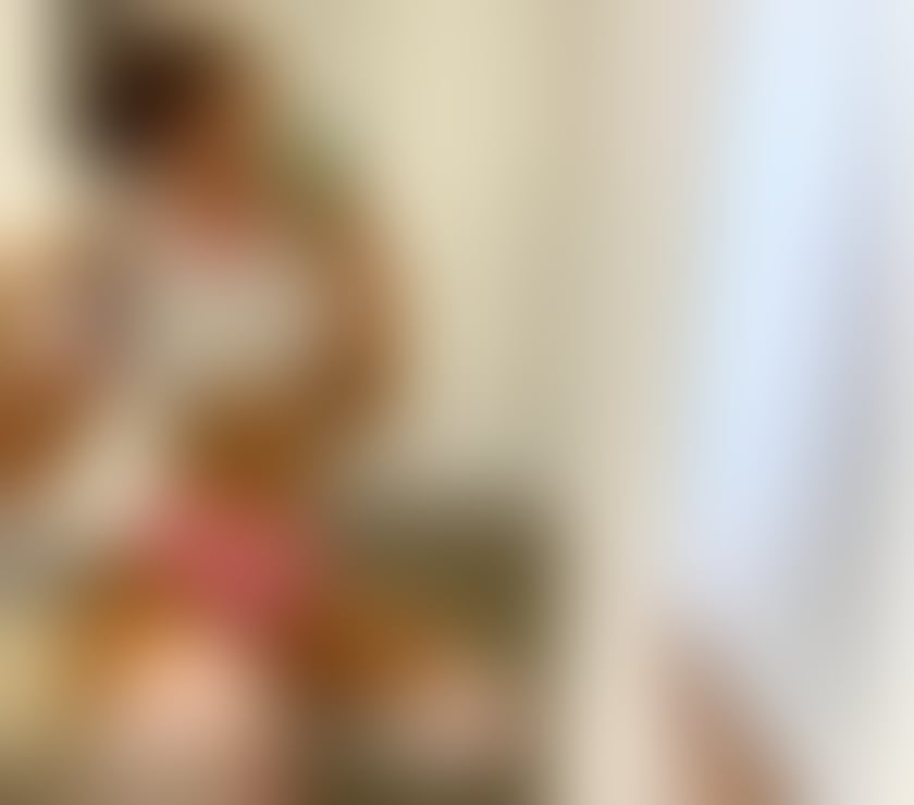  Escorts & Erotic Massage Milton Keynes City Centre Milton Keynes - Photos for Anna New girl hot hot best service incall&outcall