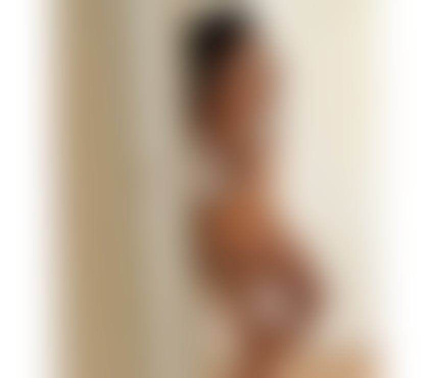 Photos for Paloma🌹sweet girl🍭no rush💦party girl🍾