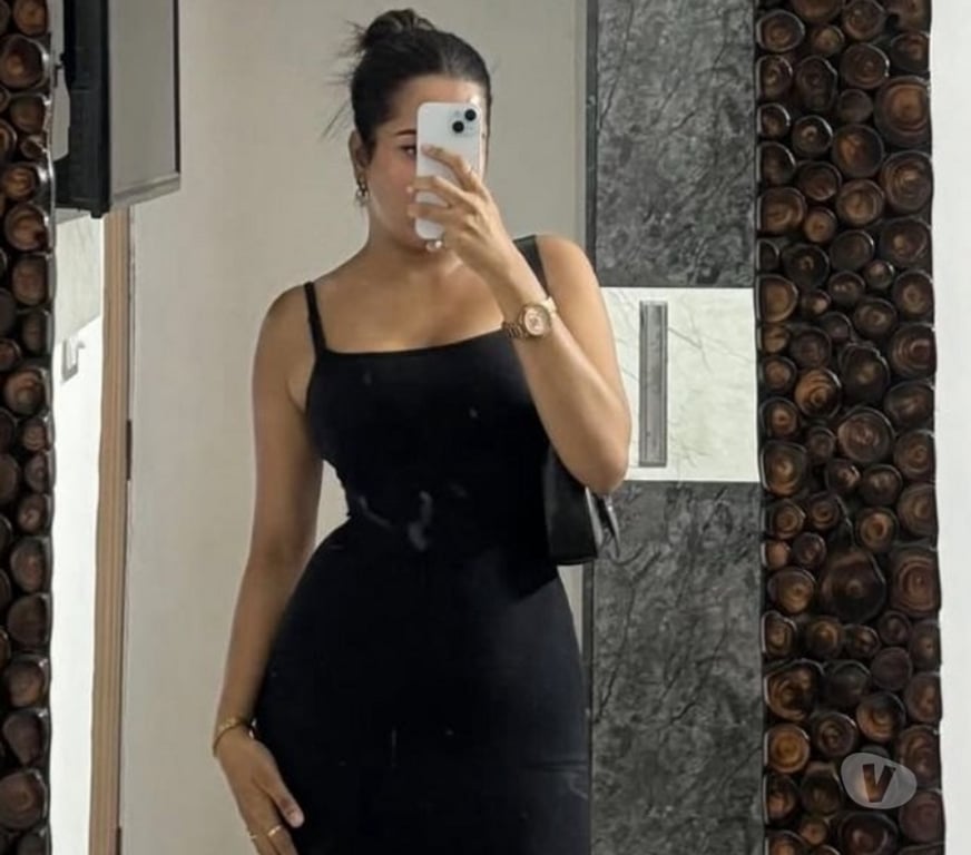 Escorts East London Havering - Photos for 🆕Genuine Indian lady welcoming polite visitors🥳