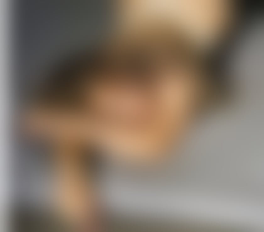 Escort Cardiff City Centre Cardiff - Photos for New in your Town available 24 7