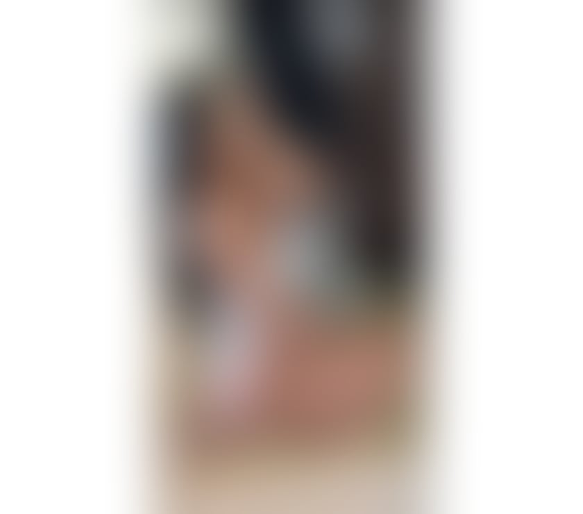 Hi i'm Ana and i'm new in town