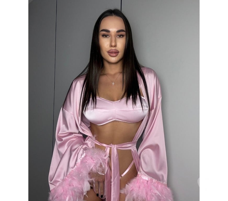 Escorts Ealing Northolt - Ealing - Photos for High-Class London Companion 🌟 Available Now 💼