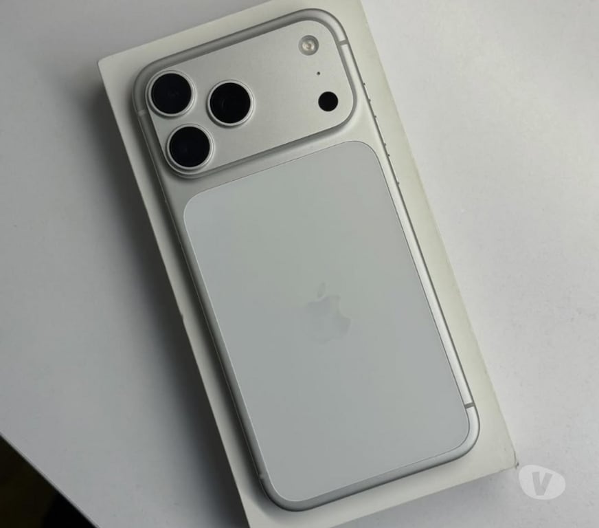 Mobile Phones Carmarthenshire - Wales Abernant - Carmarthenshire - Photos for Apple iPhone 17 Pro Max 512GB