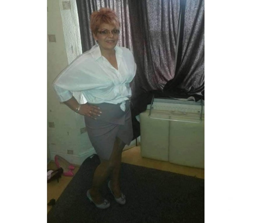 Escorts East London Whitechapel Station - East London - Photos for Hi! Me name Milf Zara!! HUNGARY LADY! Hurry up.!!🥰🥰