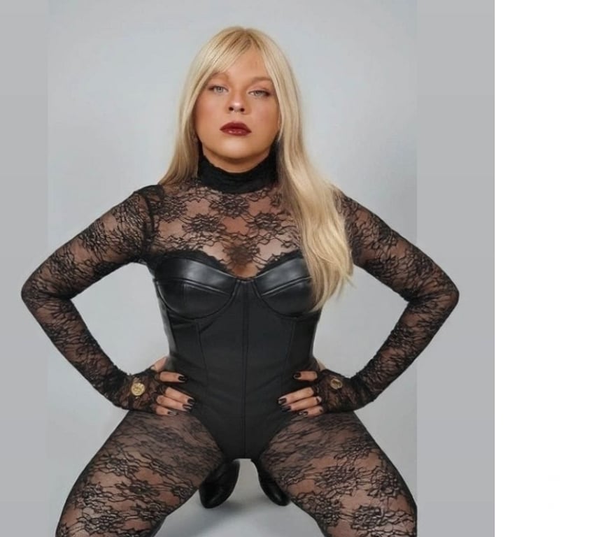 Escorts Gloucestershire Cheltenham - Photos for 👠 💄WOMAN TRANS WITH STRAP-ON AND REAL GIRLFRIEND