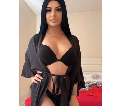 Trans Escorts Newquay Cornwall - Photos for BombShell Around Premium Services With Me