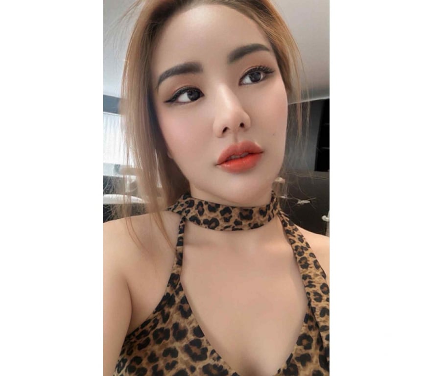 Escorts Staffordshire Lichfield - Photos for Hot sexy Thai girl New in town GFE-OWO-B2B 💋