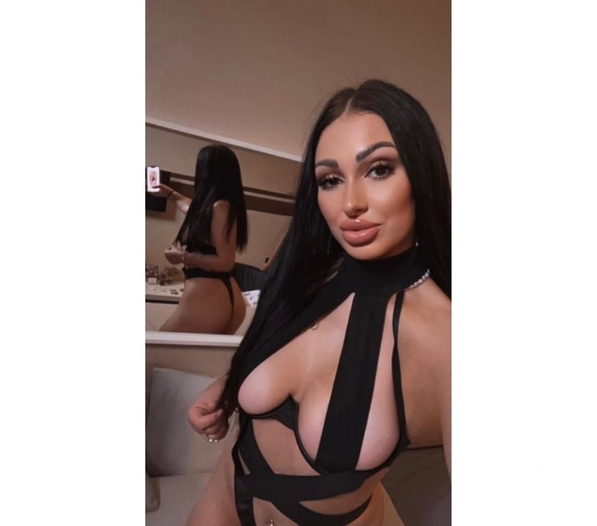 Escorts Derbyshire Derby - Photos for Sexy & Passionate – Irresistible Charm Chriss