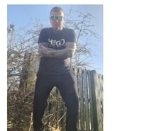 MATURE MAN SEEKS NAUGHTY CASUAL ENCOUNTERS FEMALES ONLY