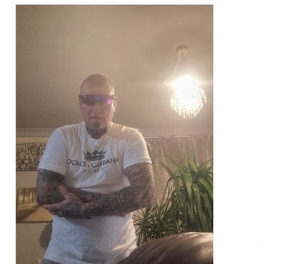 Adult Dating Baildon Bradford - Photos for MATURE MAN SEEKS NAUGHTY CASUAL ENCOUNTERS FEMALES ONLY