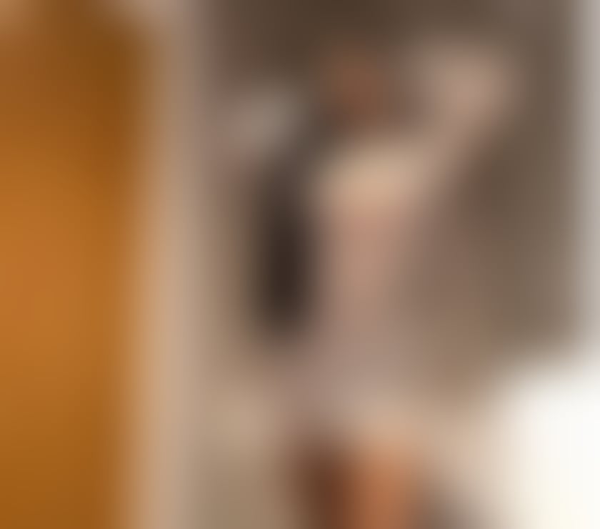 Escorts East London Gants Hill - East London - Photos for Breath taking sun- kissed Brazilian brunette Tiffany