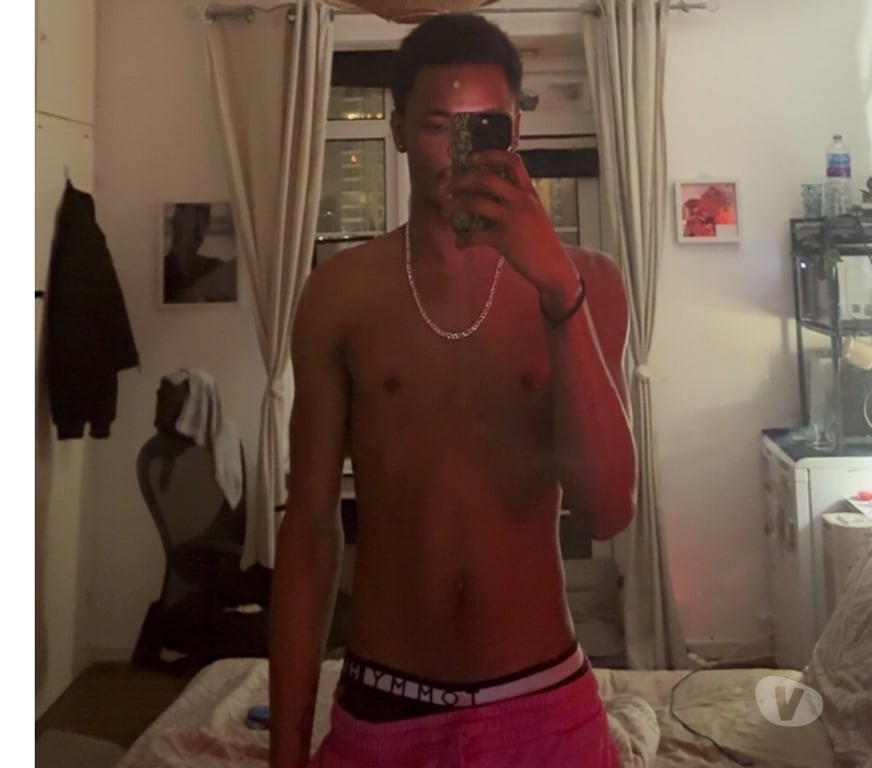  Gay massage North London Enfield - Photos for Tall ,Smooth and discreet