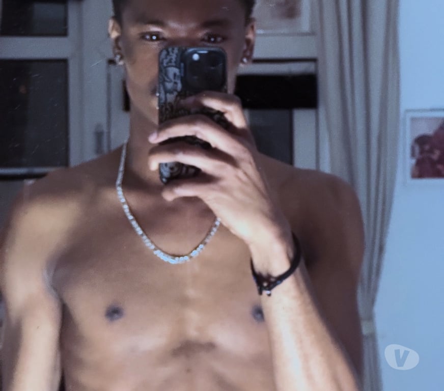  Gay massage North London Enfield - Photos for Tall ,Smooth and discreet