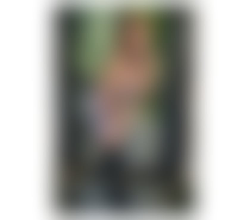 Escorts Kent Maidstone - Photos for Classy Mature Redhead escort Ella