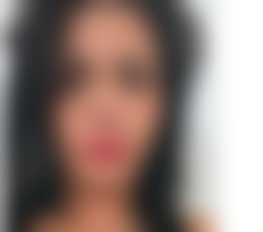 Brazilian Babe in Brentford 😍