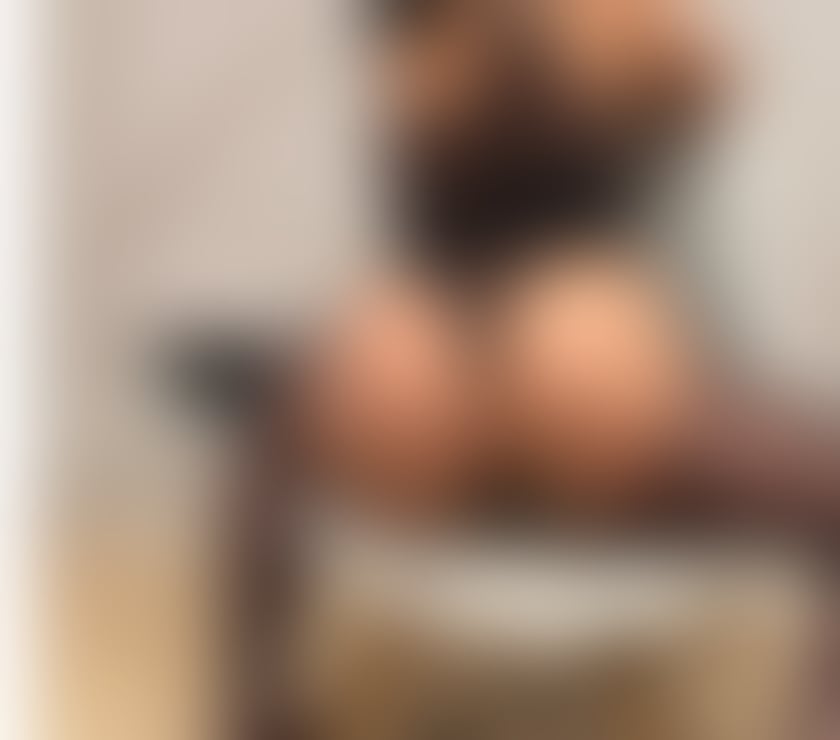 Escorts West London Hillingdon - Photos for Brazilian Babe in Hillingdon 😍