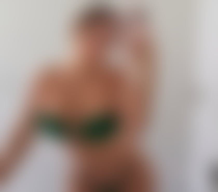 Escorts East Sussex Eastbourne - Photos for PRETTY BUSTY SEXY OWO