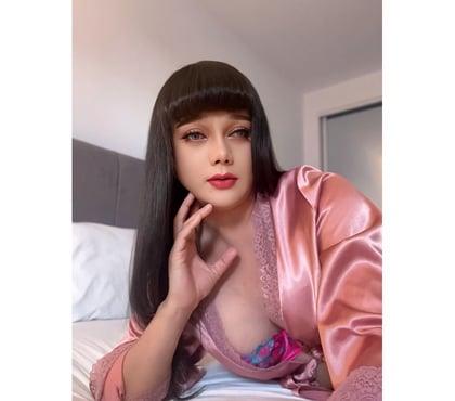 Photos for Trans Ts Chada Ladyboy visiting Wolverhampton City Centre.