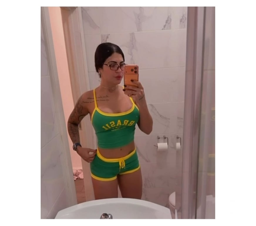 Escorts Hampshire Rushmoor - Photos for 🔥 JULIANA PARTY GIRL BEST IN THE TOWER