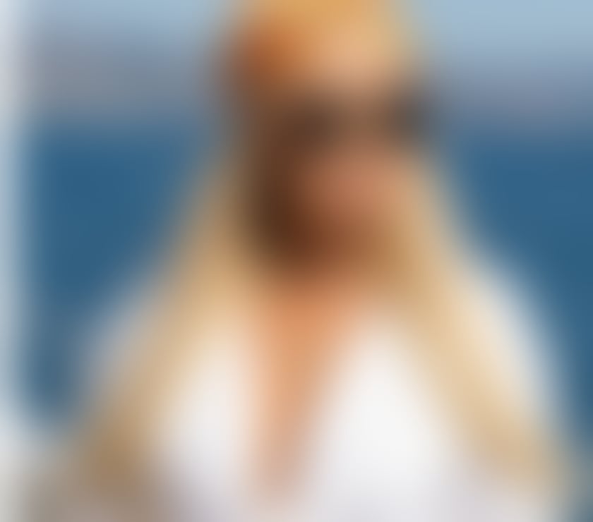 🦋 THAYLA NEW IN TOWN 🦋