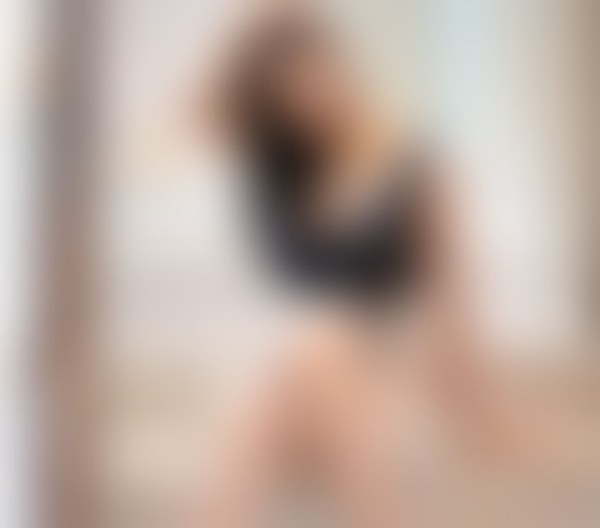  Escorts & Erotic Massage Coombe Lane Station Croydon - Photos for Sophisticated Presence, Unforgettable Evenings 🌙