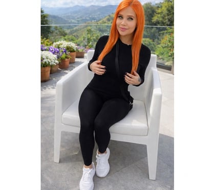 Escorts Lincoln City Centre Lincoln - Photos for JADE🇧🇷 red-haired party girl in the city