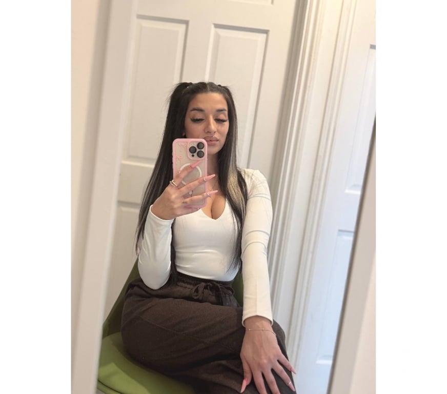 Escorts East London Commercial Road - East London - Photos for DEEA❤️‍🔥GENUINE🌹CLASSY GIRL🥂PARTY REAL🍾