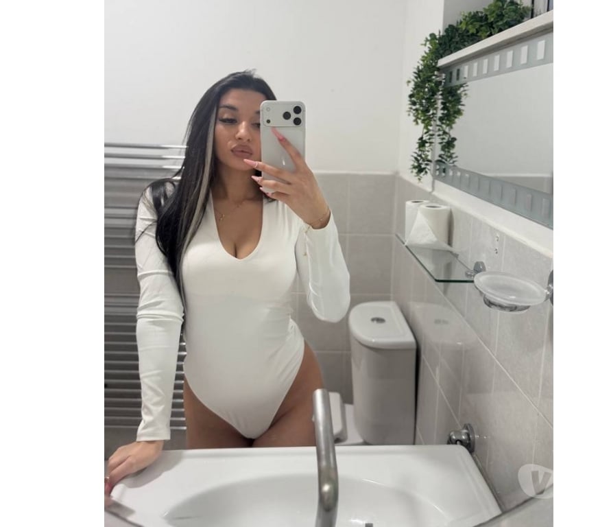 Escorts East London Commercial Road - East London - Photos for DEEA❤️‍🔥GENUINE🌹CLASSY GIRL🥂PARTY REAL🍾
