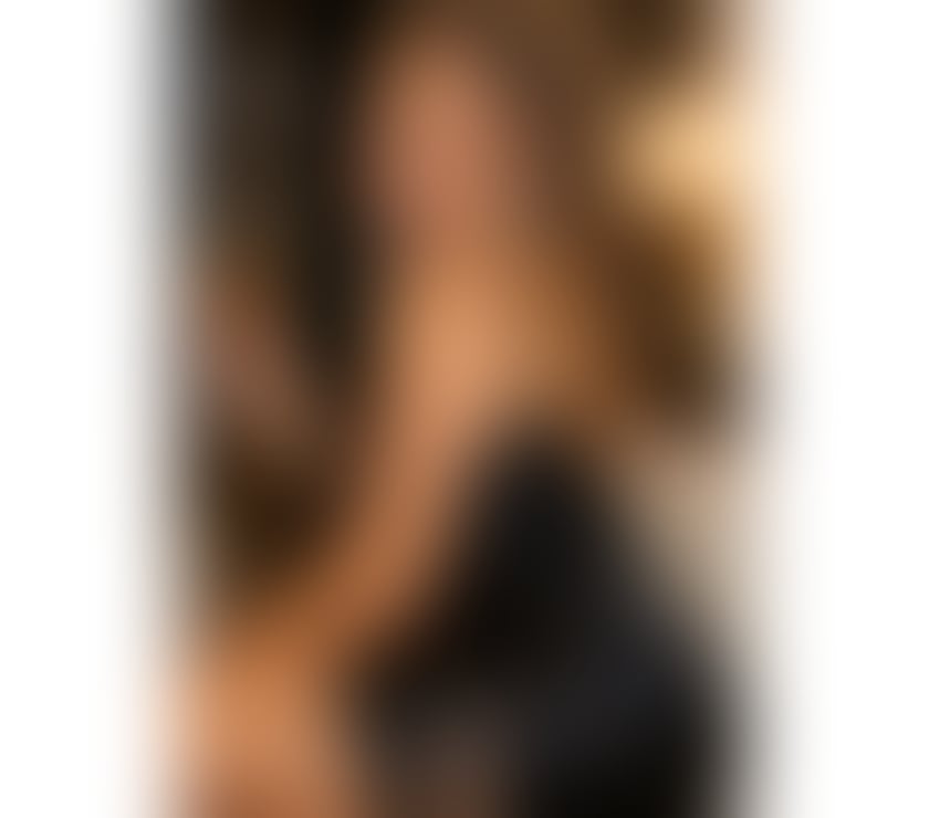 Giulia 🍑🍾Mom Brazilian 🇧🇷💞