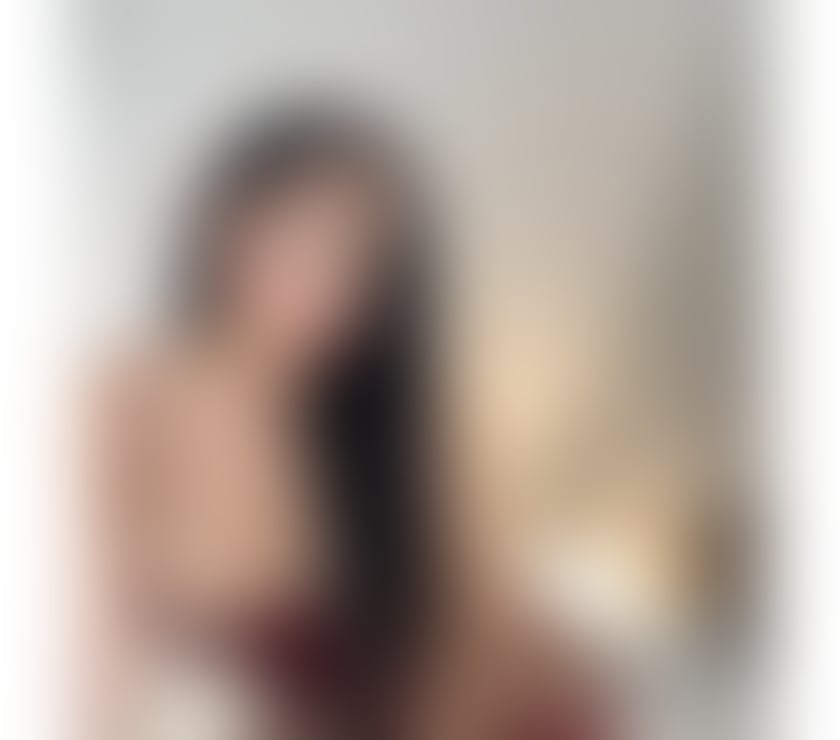 Escorts South East London Woolwich - South East London - Photos for 🥰Karina party 🎉girls new in town no rush 🥰