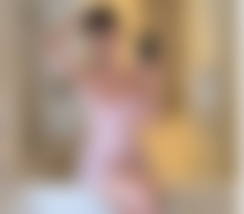 Escorts Surrey Guildford - Photos for Vivi laos kisskiss sweetie