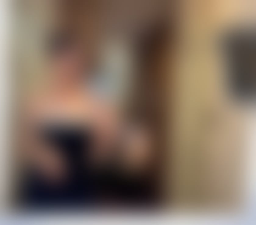 Escorts Surrey Guildford - Photos for Vivi laos kisskiss sweetie