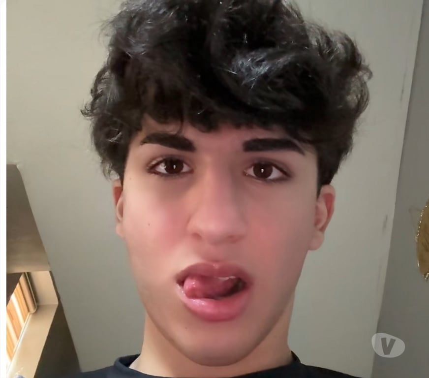  Gay massage Surrey Epsom and Ewell - Photos for your fav twink located in Epsom 📍