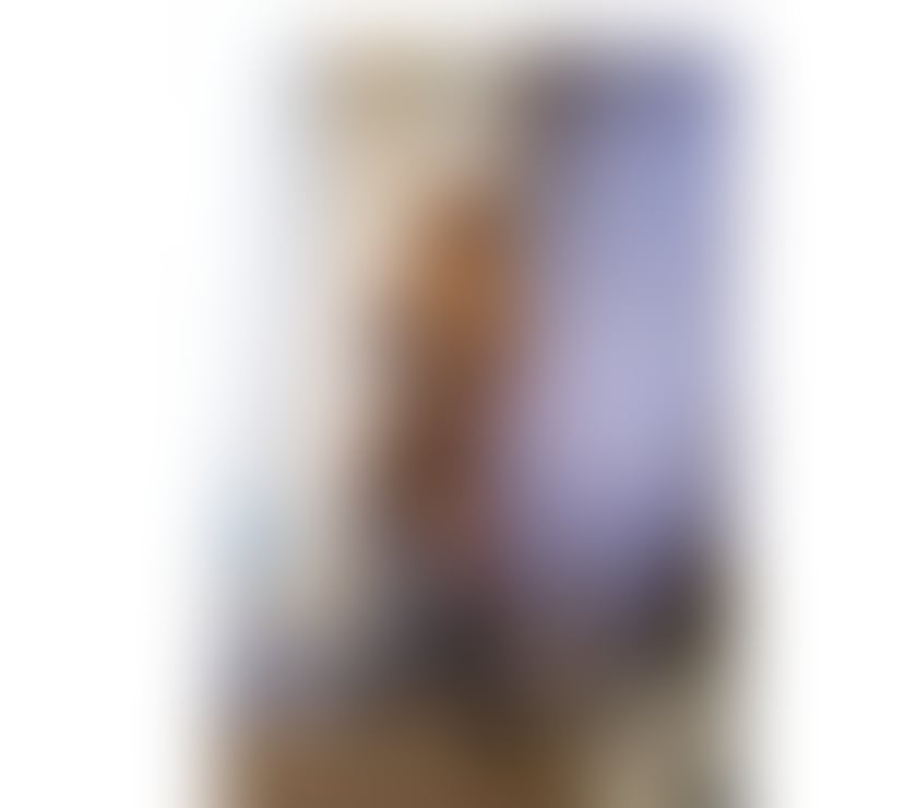 Hello guys 🥳 🎉 Party girl 🎉🎉🍾🍾