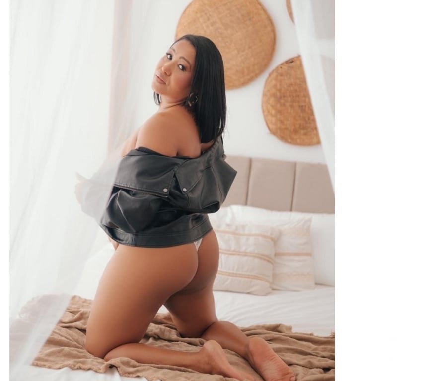 Escorts Kent Tonbridge and Malling - Photos for 😋SEXY HOT BRUNETTE 😋