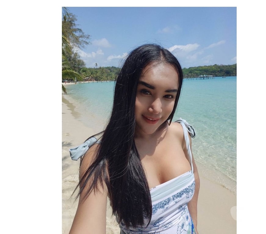 Escorts Merseyside Sefton - Photos for Clara Thai Ladyboy sexy Erotic massage b2b Relaxing