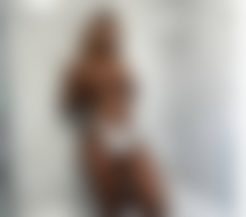 Escorts Greater Manchester Manchester - Photos for Liisa new party girl best service in the area... no rush