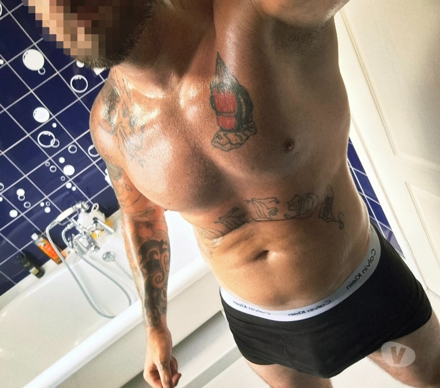 Escorts Norfolk Great Yarmouth - Photos for Tattooed & Charming 😜
