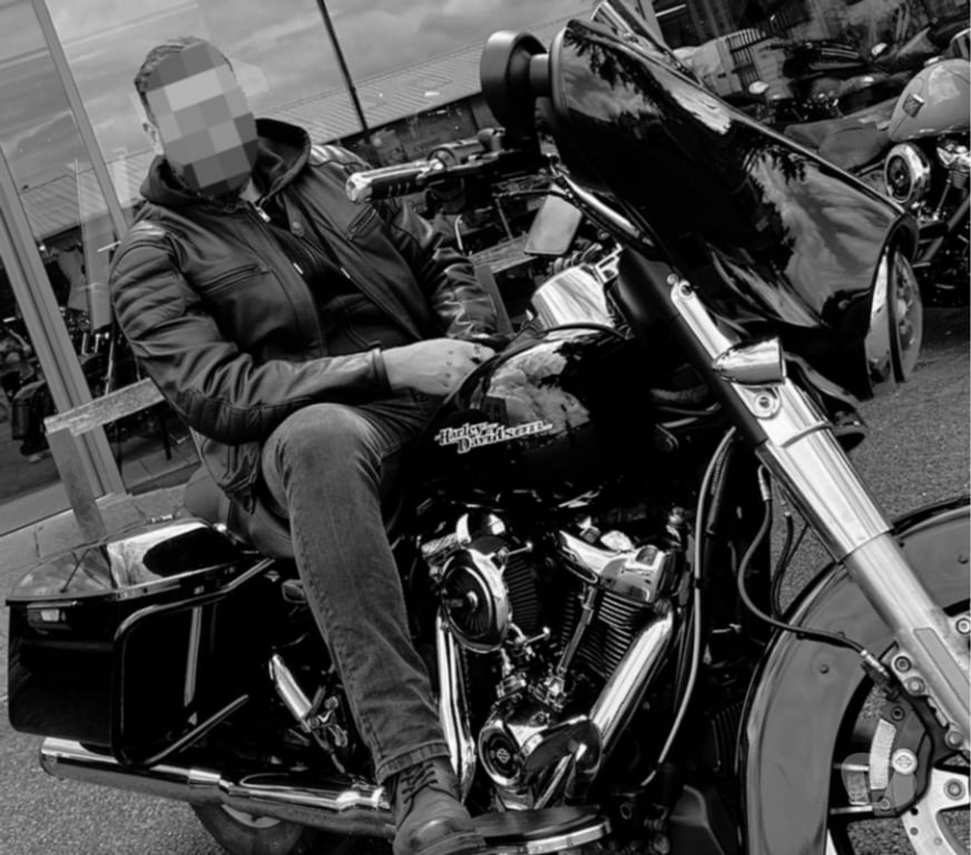 Escorts Norfolk Great Yarmouth - Photos for Tattooed & Charming 😜
