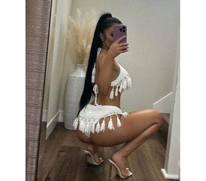 Escorts Stockport Town Centre Stockport - Photos for 🩷Aryana🩷NEW IN TOWN❤️PARTY GIRL ❤