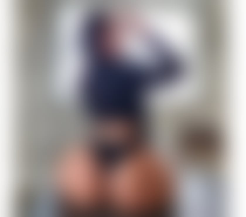 ELLA PARTY GIRL NEW IN TOWN 🔝🍆❤️❤️