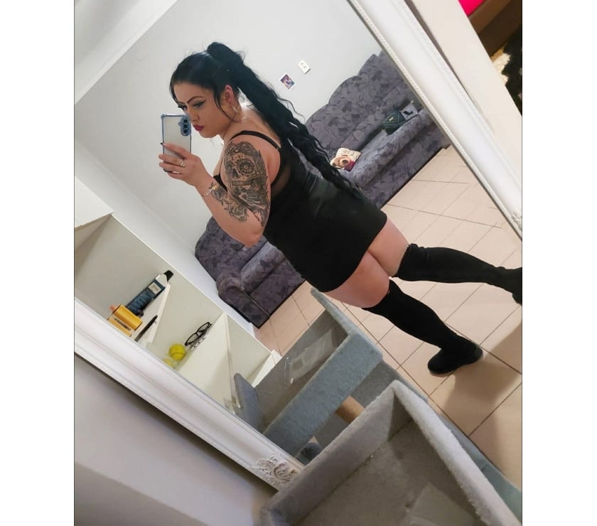 Escorts West Yorkshire Leeds - Photos for Monaa For you party new girl❤️☘️🥂