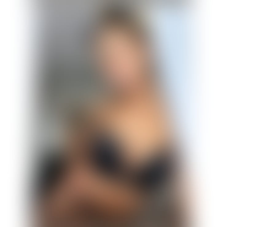 Escorts Cardiff Cardiff City Centre - Cardiff - Photos for Ella🔝 high class🔞A Level💯REAL, Owo🔝No Rush✅