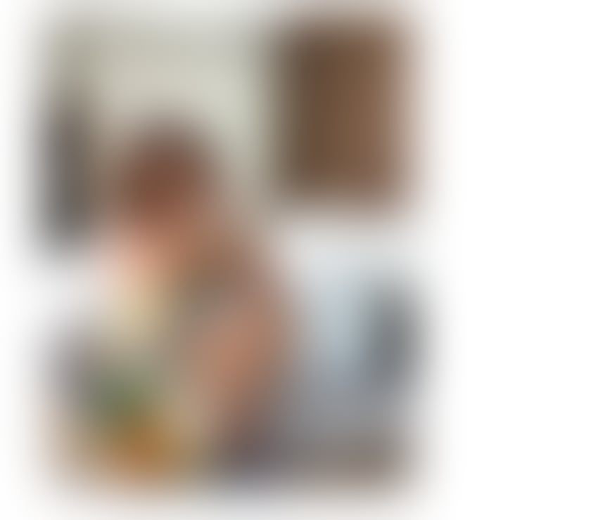 Caroline is in here.Sexy and hot Latin girl. Best owo