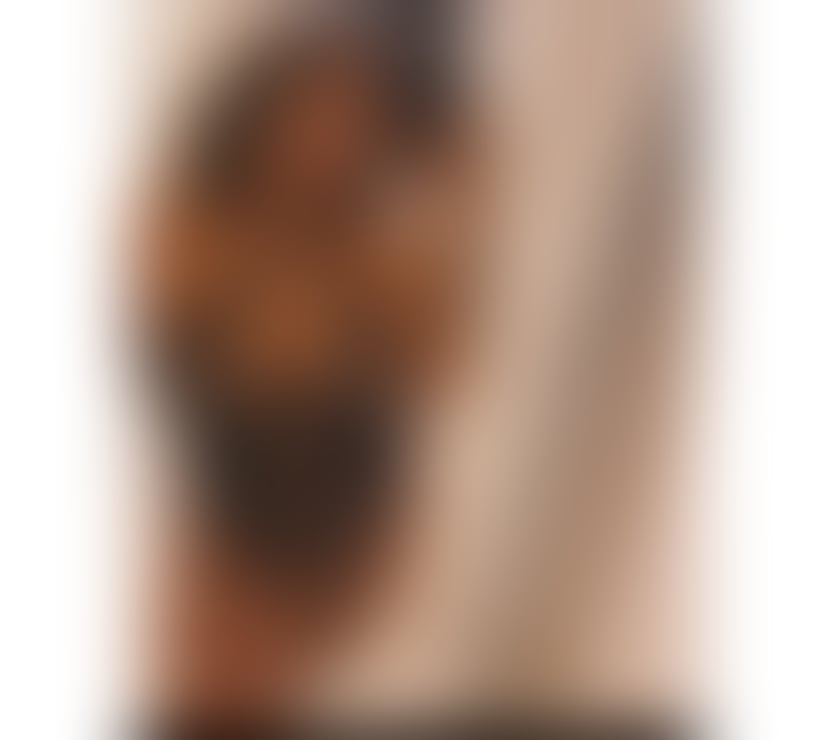 Lari 🍑HOT BRAZILIAN 🇧🇷