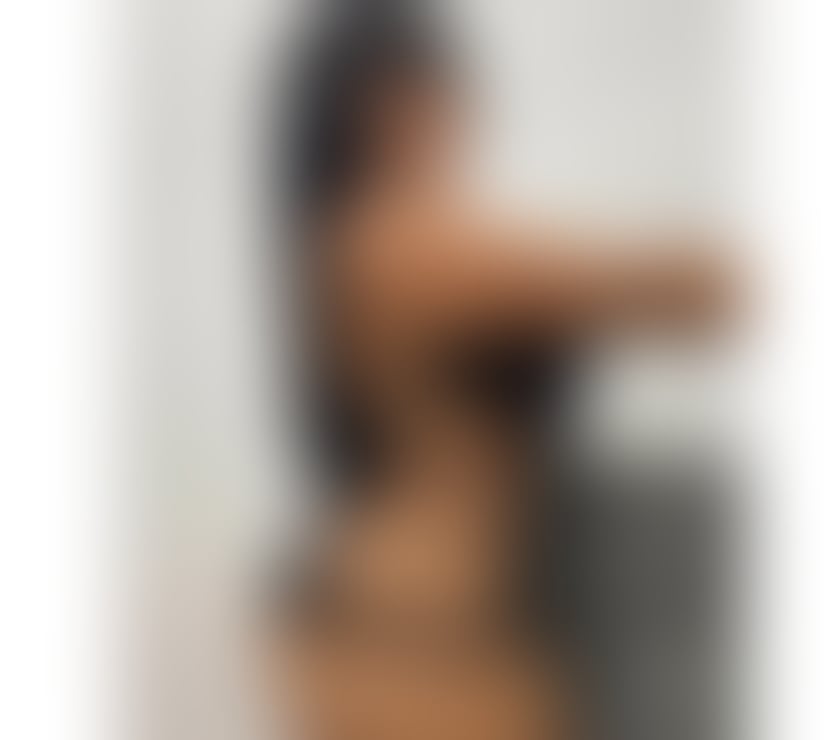 Escorts South East London Peckham - South East London - Photos for IZZY LOVE MASSAGE & PARTY 😎