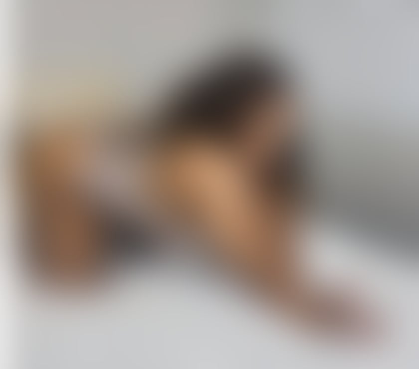 Escorts Peckham South East London - Photos for IZZY LOVE MASSAGE & PARTY 😎