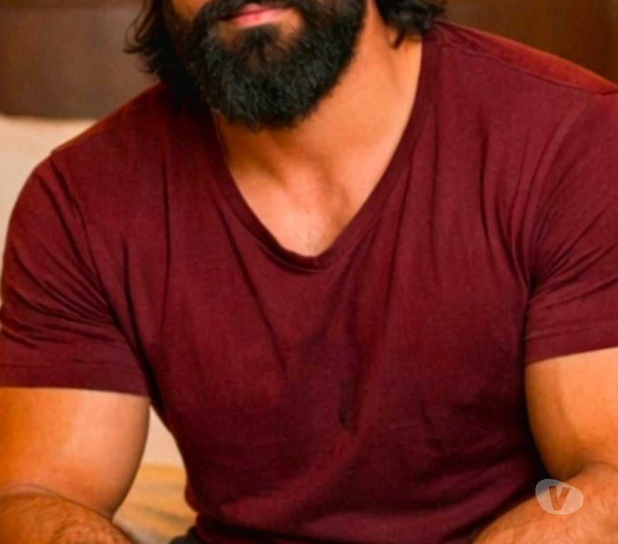 private classes Merseyside Liverpool - Photos for 32 M looking for a regular FWB