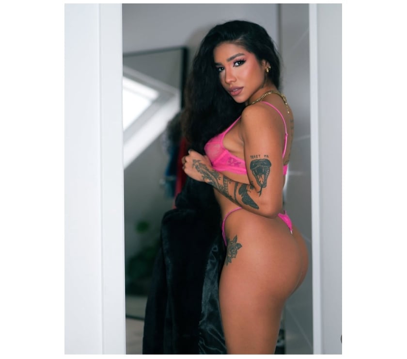 Escorts Romford Havering - Photos for 🍫CHOCOLATE SKIN✨BRUNETTE BEAUTY🔥 LUXURY VIBE🥂